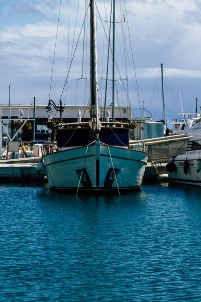 Λεμεσός Κύπρος Μαρτίου 2020 Κλείσιμο Σκαφών Αγκυροβολημένων Στη Μαρίνα Της — Φωτογραφία Αρχείου