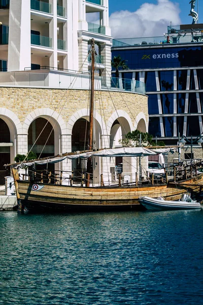 Limassol Chipre Março 2020 Fechar Barcos Atracados Marina Limassol Tarde — Fotografia de Stock