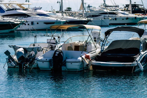 Limassol Cyprus Maart 2020 Sluitingen Van Boten Afgemeerd Jachthaven Van — Stockfoto