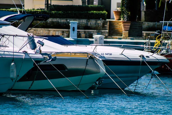 Limassol Cyprus Maart 2020 Sluitingen Van Boten Afgemeerd Jachthaven Van — Stockfoto