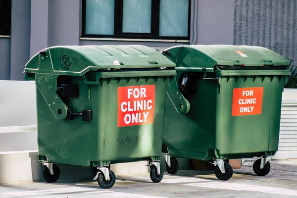 Limassol Zypern März 2020 Nahaufnahme Eines Müllcontainers Den Straßen Von — Stockfoto