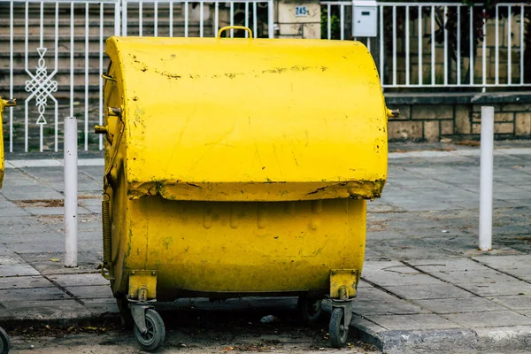 Limassol Cyprus March 2020 Closeup Garbage Container Streets Limassol Afternoon — Stock Photo, Image