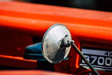 Kıbrıs Rum Kesimi, 24 Mart 2020 'de Kıbrıs Rum Kesimi' nin Limasol adasında park halindeki Kubota traktörüne yakın çekim