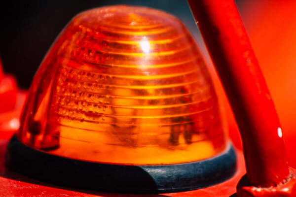 Лимассол Кипр 24 марта 2020 года Крупный план трактора Kubota припаркован на улице Лимассола на Кипре
