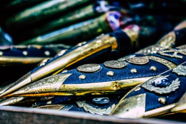 Kathmandu Nepal Eylül 01, 2018 Kathmandu sokaklarında satılan dekoratif nesnelerin kapatılması