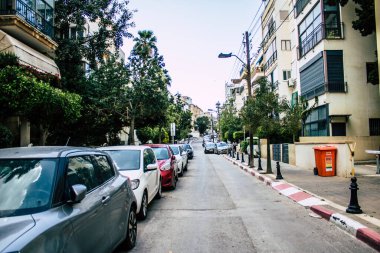 Tel Aviv İsrail 31 Mart 2020 'de Tel Aviv' in boş caddelerini Coronavirus 'un yayılmasını önlemek için nüfusun karantinası sırasında görüntüledi.