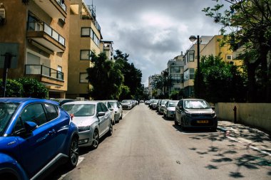 Tel Aviv İsrail 31 Mart 2020 'de Tel Aviv' in boş caddelerini Coronavirus 'un yayılmasını önlemek için nüfusun karantinası sırasında görüntüledi.