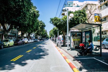 Tel Aviv İsrail 31 Mart 2020 'de Tel Aviv' in boş caddelerini Coronavirus 'un yayılmasını önlemek için nüfusun karantinası sırasında görüntüledi.