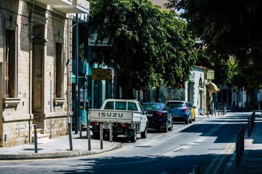 Limasol Kıbrıs Rum Kesimi 01 Nisan 2020. Kıbrıs Rum Kesimi 'nde Coronavirüs' ün yayılmasını önlemek için halkın karantinası sırasında Limasol 'un boş sokaklarının görüntüsü