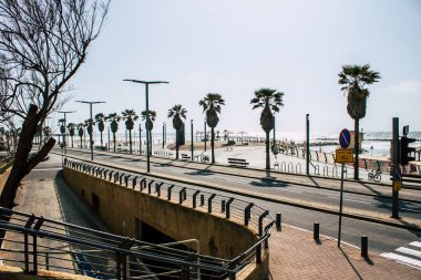 Tel Aviv İsrail 1 Nisan 2020 Coronavirus 'un yayılmasını önlemek için nüfusun karantinası sırasında Tel Aviv' in boş sokaklarının görüntüsü