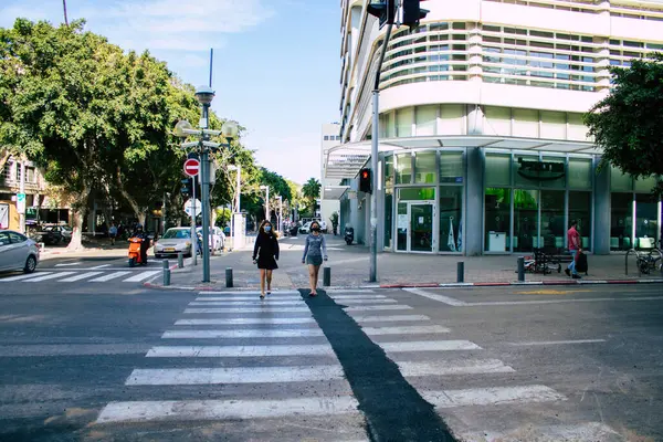 Tel Aviv Israel Abril 2020 Vista Pessoas Não Identificadas Andando — Fotografia de Stock