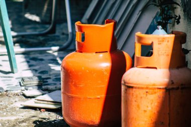 Limasol Kıbrıs Rum Kesimi 11 Nisan 2020, Kıbrıs Rum Kesimi 'ndeki Limasol adasında bulunan Lemongrass Pansiyonu