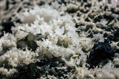 Ölü Deniz İsrail 21 Nisan 2018, İsrail 'deki Ölü Deniz' den kristal tuza yakın çekim