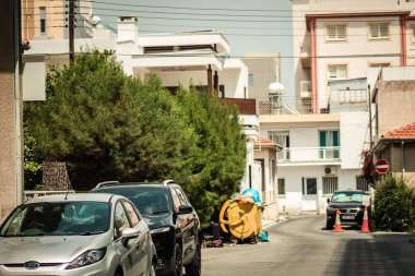 Kıbrıs Rum Kesimi 16 Nisan 2020, Kıbrıs Rum Kesimi 'nde Coronavirüs' ün yayılmasını önlemek için halkın karantinası sırasında Limasol 'un boş sokaklarının görüntüsü