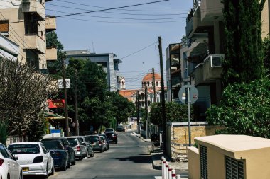 Kıbrıs Rum Kesimi 20 Nisan 2020, Kıbrıs Rum Kesimi 'nde Coronavirüs' ün yayılmasını önlemek için halkın karantinası sırasında boş Limasol caddesinin görüntüsü