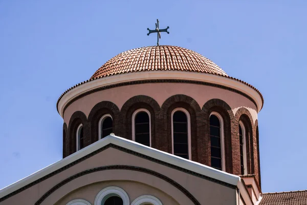 利马索尔塞浦路斯2020年4月20日下午看到利马索尔市的一座东正教教堂 — 图库照片