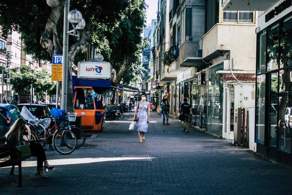 Tel Aviv Israel April 2020 View Unidentified People Walking Dizengoff — Stock Photo, Image