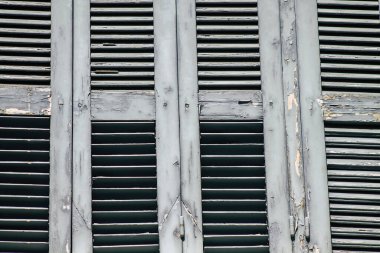 Limasol Kıbrıs Rum Kesimi 05 Mayıs 2020 'de öğleden sonra Limasol sokaklarında bir binanın cephesine yakın çekim