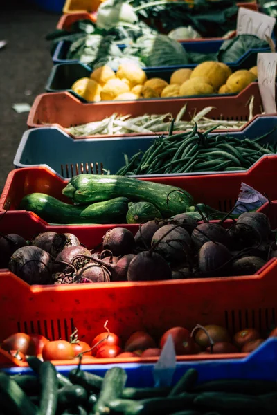 Limassol塞浦路斯2020年5月9日查看Limassol市场早上销售的各种蔬菜 — 图库照片
