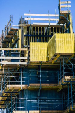 Kıbrıs Rum Kesimi 10 Mayıs 2020 'de Kıbrıs Rum Kesimi' nin Limasol kentinde inşa halindeki yeni bir binanın manzarası