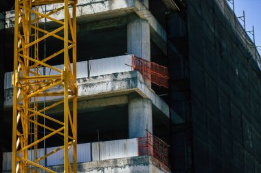Kıbrıs Rum Kesimi 10 Mayıs 2020 'de Kıbrıs Rum Kesimi' nin Limasol kentinde inşa halindeki yeni bir binanın manzarası