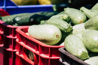 Limasol Kıbrıs Rum Kesimi 16 Mayıs 2020 Sabahleyin Limasol pazarında satılan çeşitli sebzelerin manzarası