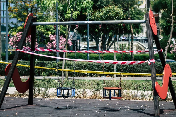 리마솔 2020 리마솔 시에서 코로나 바이러스가 놀이터에 — 스톡 사진