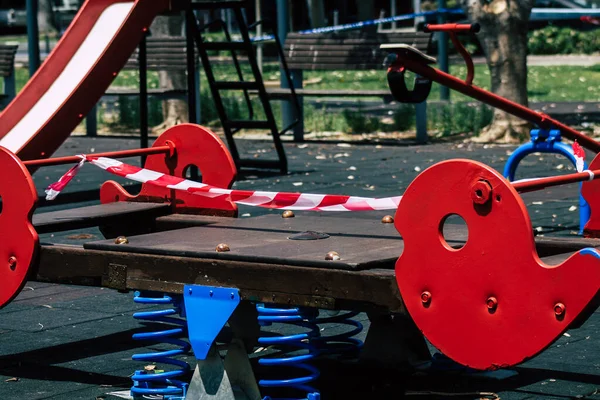 Limasol Kıbrıs Rum Kesimi 21 Mayıs 2020 Limasol kentinde Coronavirüs salgını nedeniyle çocuksuz bir oyun parkı manzarası