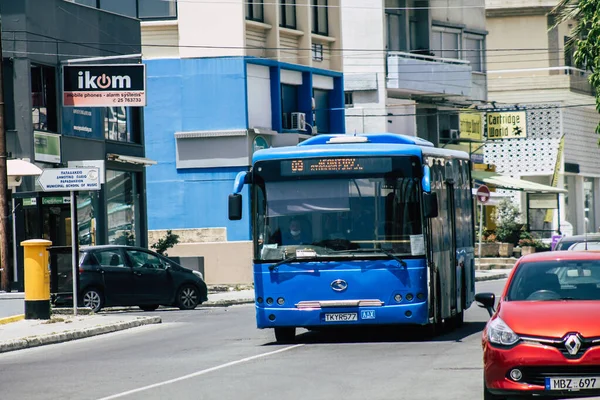 Limassol Cypern Maj 2020 Visa Traditionell Cypriotisk Buss Rullande Gatorna — Stockfoto