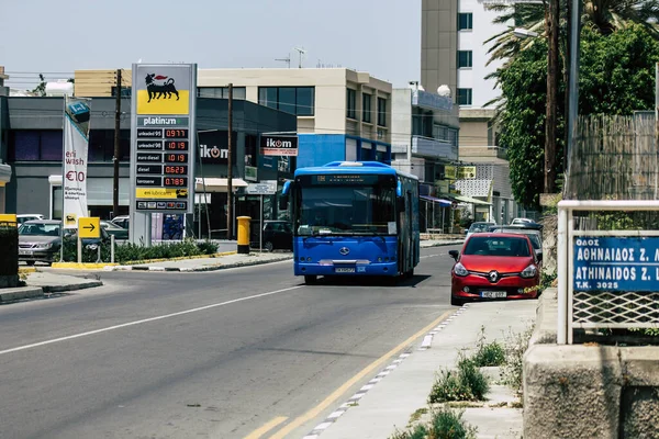 Limassol Cypr Maj 2020 Widok Tradycyjnego Cypryjskiego Autobusu Publicznego Toczącego — Zdjęcie stockowe