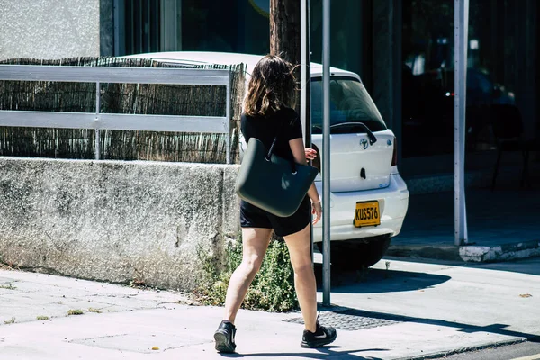 Limassol Ciprus Május 2020 Tekintse Meg Azonosítatlan Emberek Sétáló Utcáin — Stock Fotó