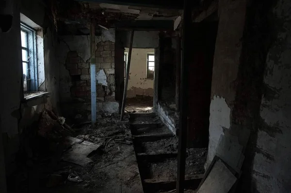 Ruin Interno Della Casa Buio — Foto Stock