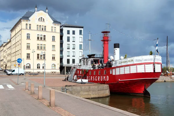 Helsinki Finlândia 2018 Barco Vermelho Restaurante Porto Norte Porto Helsinque — Fotografia de Stock