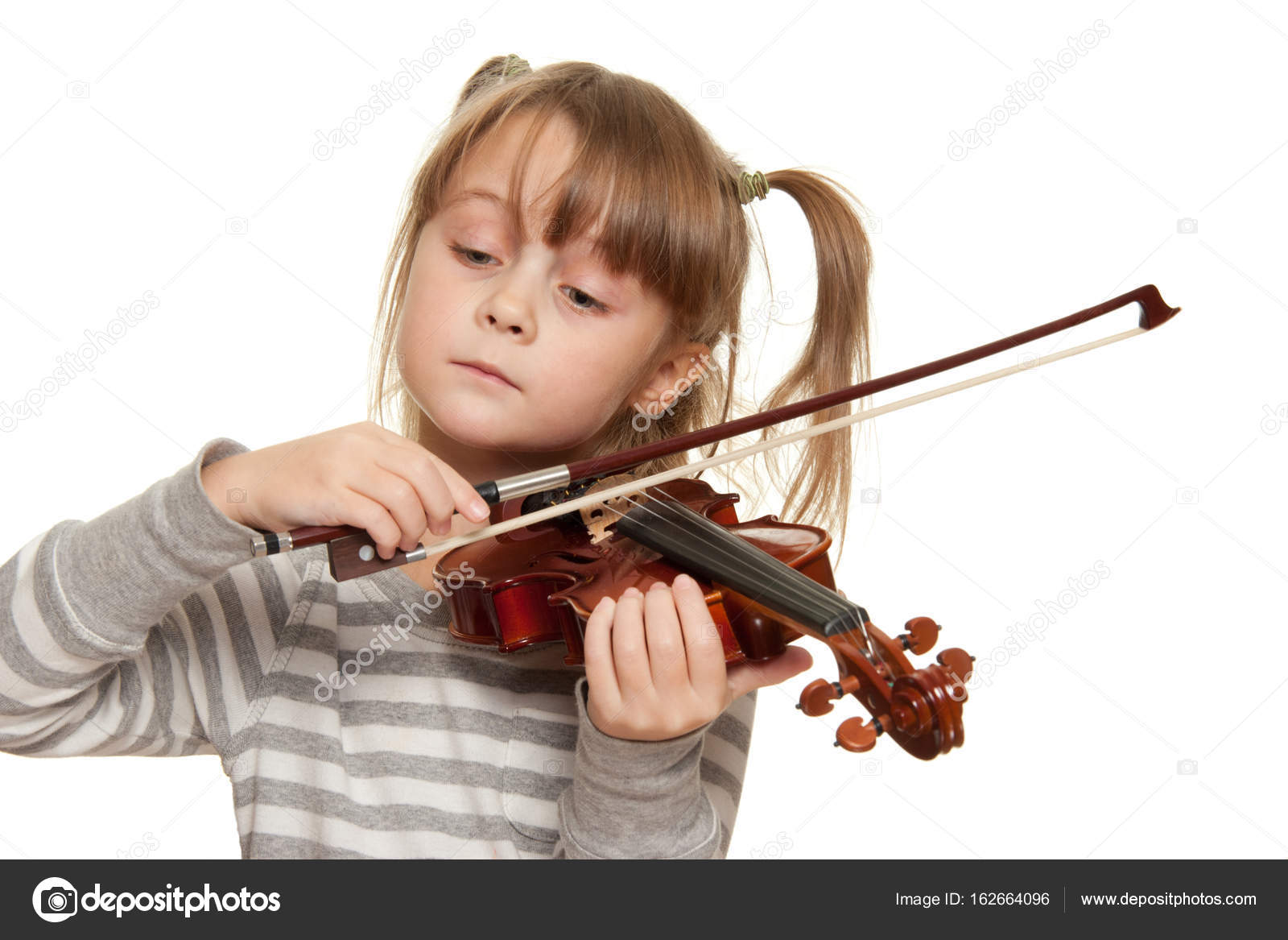 Child with violin Stock Photo ©jeecis 162664096