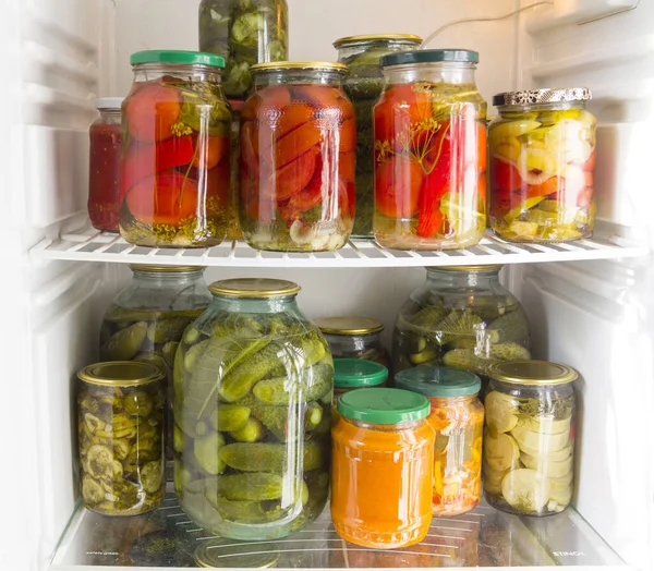 Conservas Verduras Frascos Vidrio Refrigerador —  Fotos de Stock