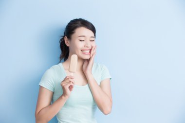 woman have sensitive teeth  clipart