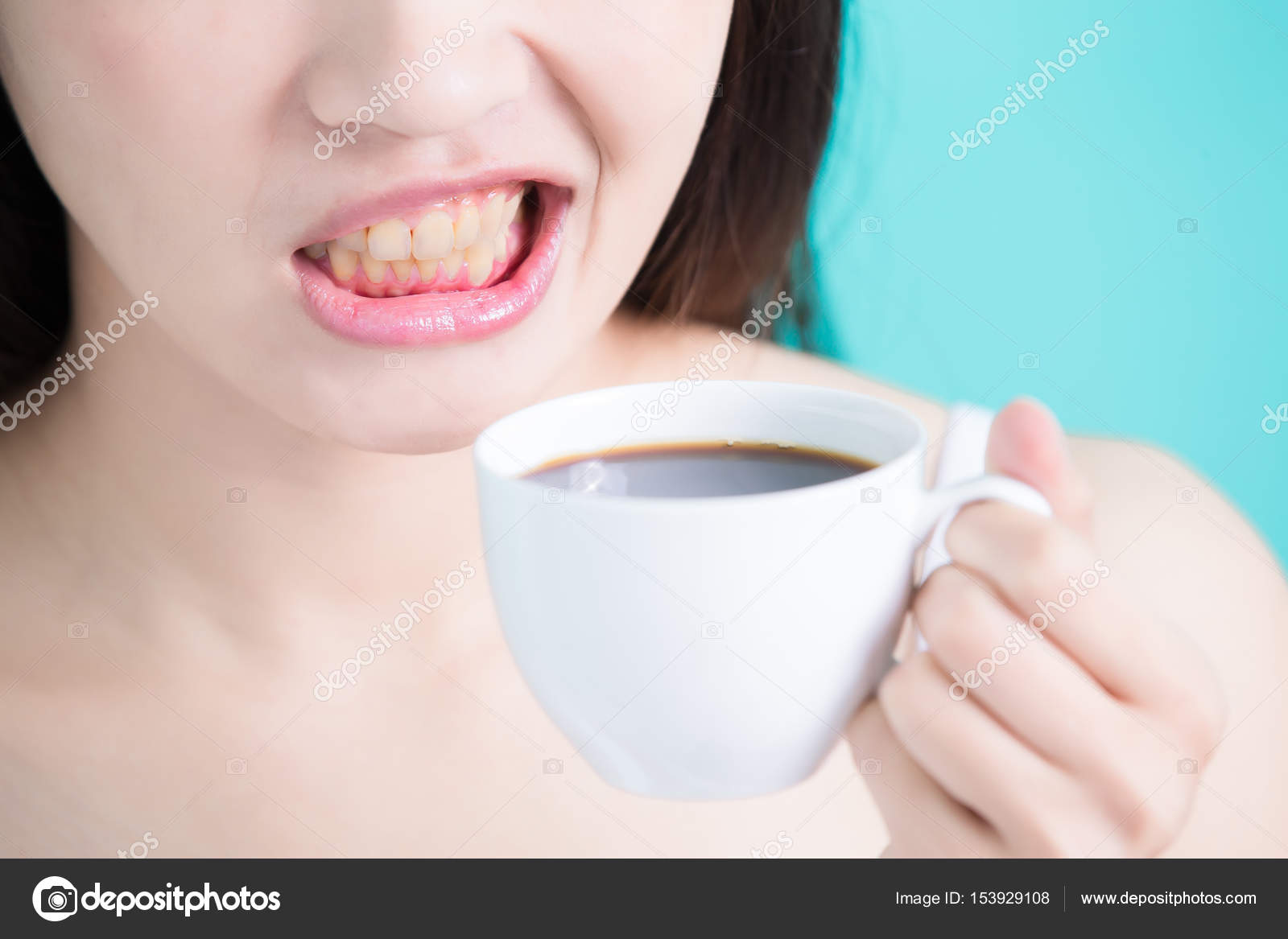 Coffee turns the woman teeth yellow — Stock Photo © ryanking999 153929108