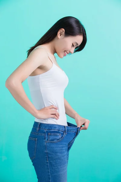 Woman wearing oversized pants — Stock Photo, Image