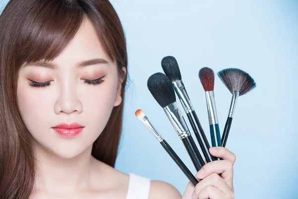 Maquillaje japones fotos de stock, imágenes de Maquillaje japones sin  royalties | Depositphotos
