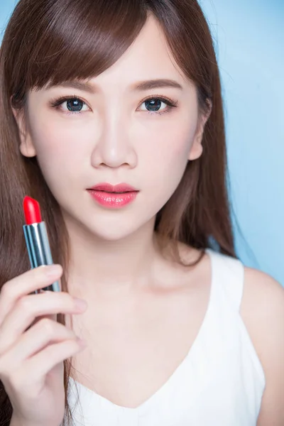 Beauty woman with  lipstick — Stock Photo, Image