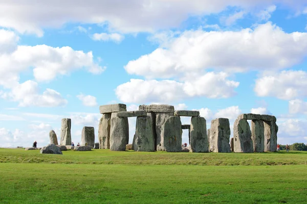 Stonehenge um antigo monumento de pedra pré-histórica — Fotografia de Stock