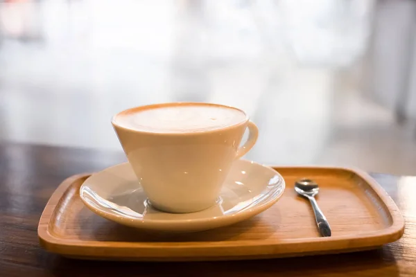 杯咖啡木托盘 — 图库照片