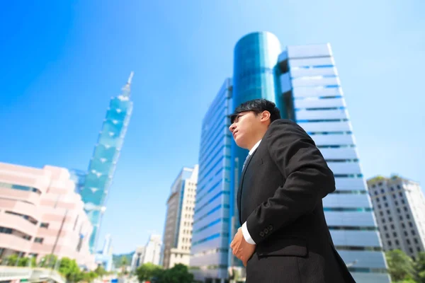 Homem Negócios Olhando Algum Lugar Taipei — Fotografia de Stock