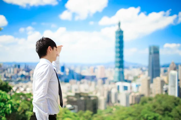 Adamı Bir Yere Taipei Arıyorsunuz — Stok fotoğraf
