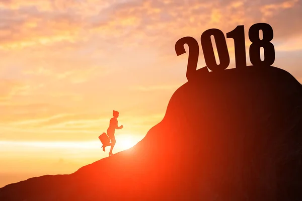 Silhouet Van Zakenvrouw Klimmen Mountain Met Jaar 2018 — Stockfoto