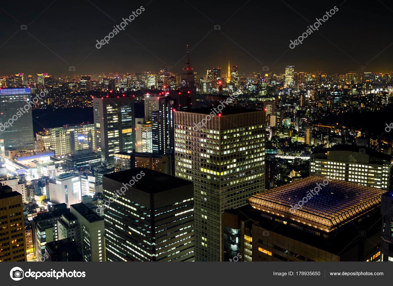 Beautiful Tokyo Night Scene Shot Japan Stock Photo Image By C Ryanking999