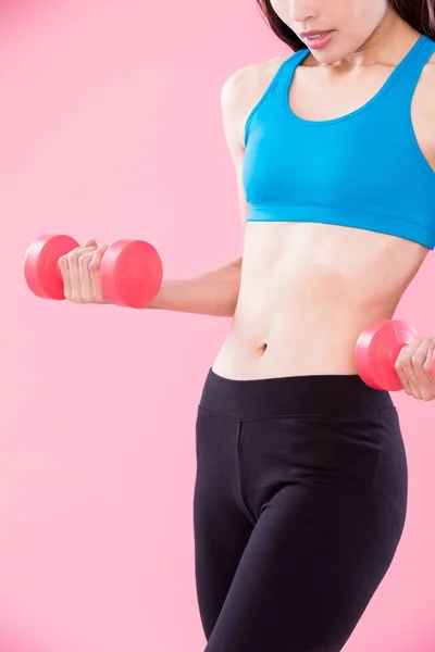 Belleza Deporte Mujer Con Mancuernas Fondo Rosa —  Fotos de Stock