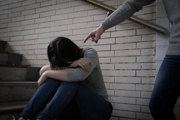 Mulher Deprimida Sentir Chateada Conceito Bullying — Fotografia de Stock