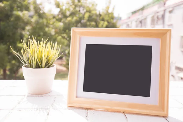 Blank Bilderamme Med Kopiplass Balkong – stockfoto