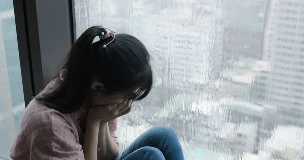 Woman cry near by window — Stock Photo, Image